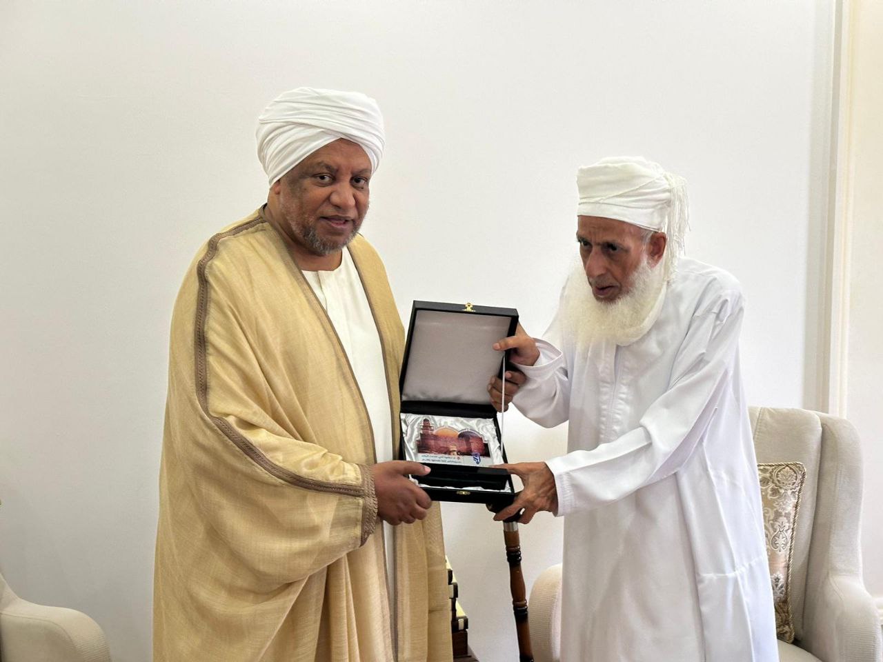 بلا عنوان